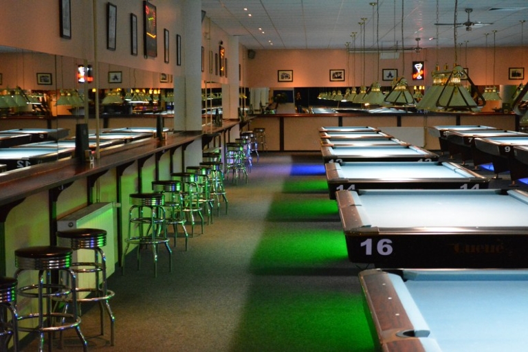 Queue Billard Pub 2